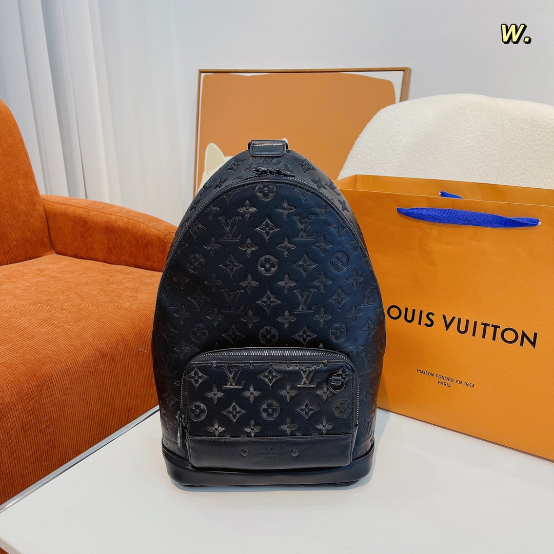 LV-BAG550