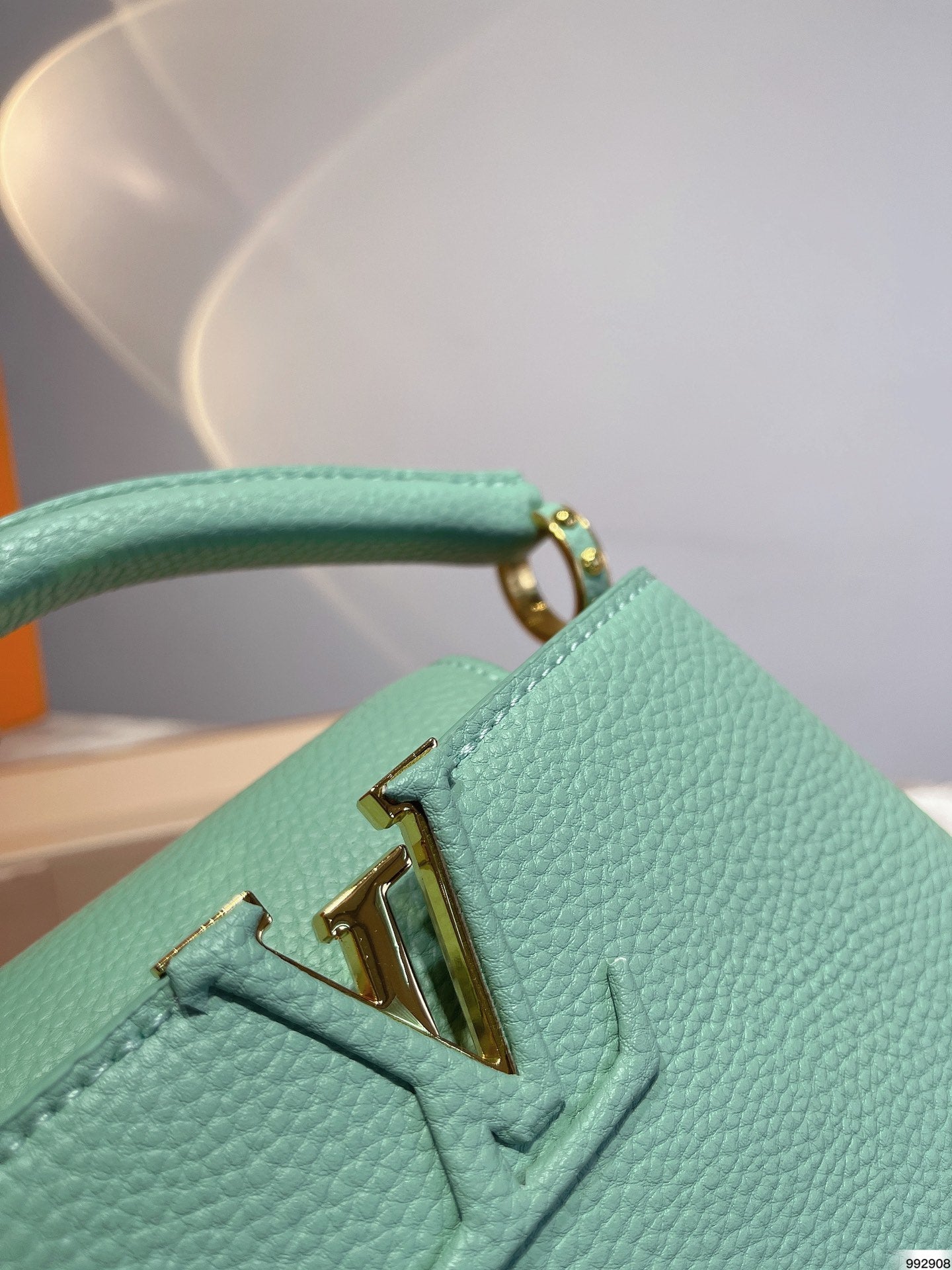 LV-BAG511