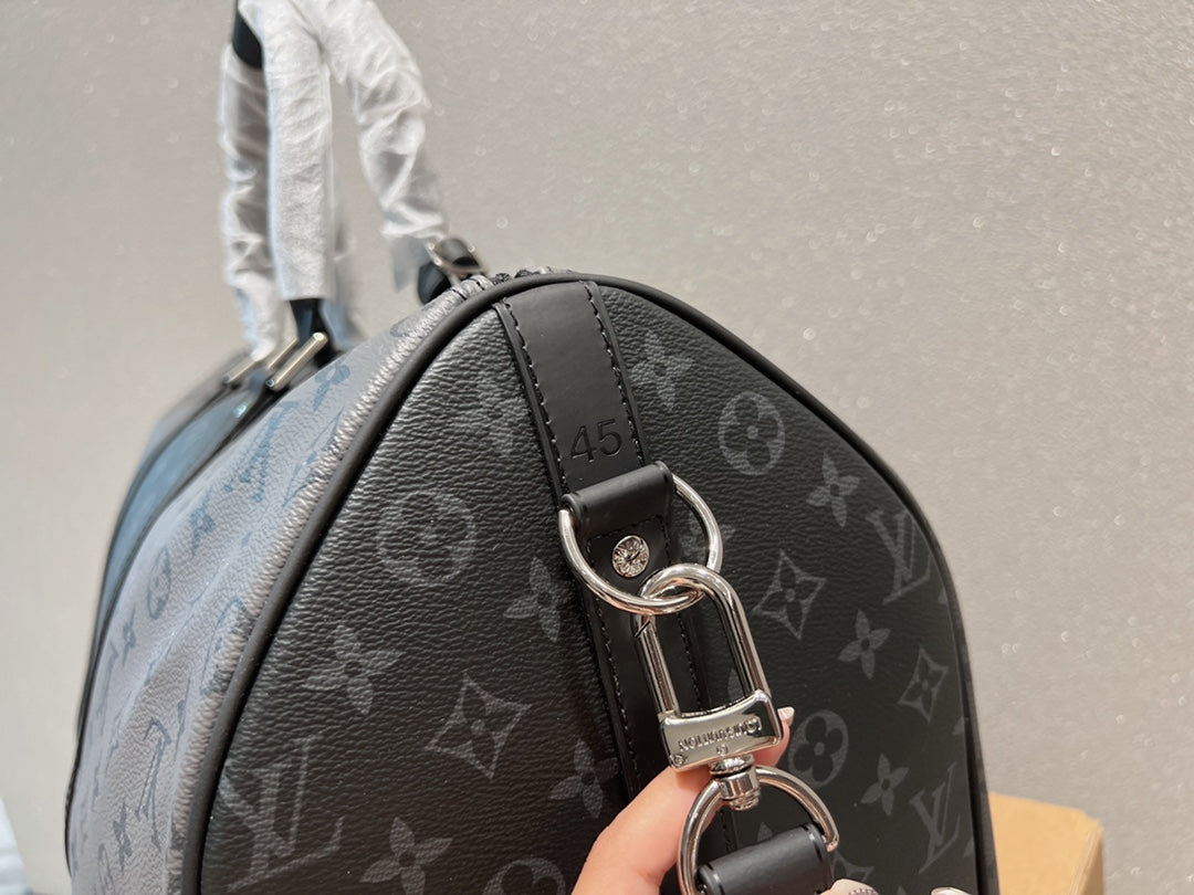 LV-BAG549