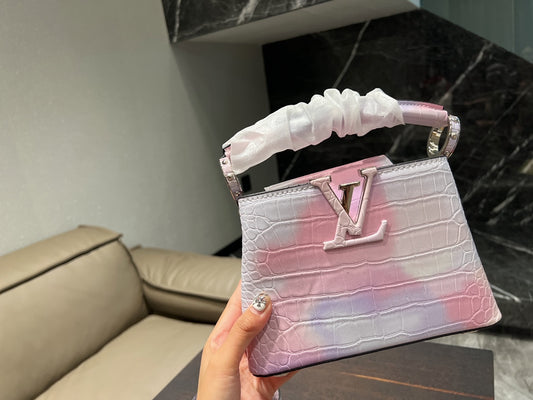 LV-BAG596
