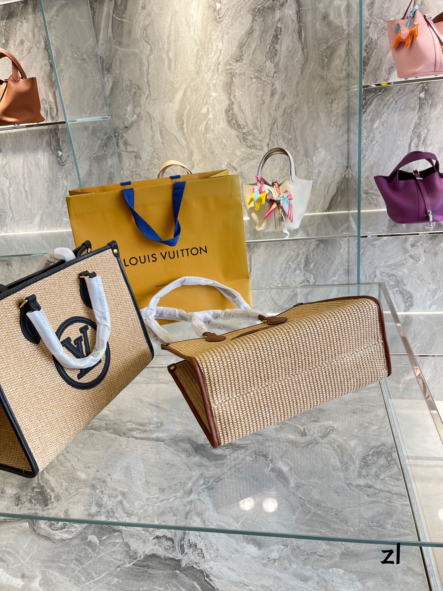 LV-BAG649