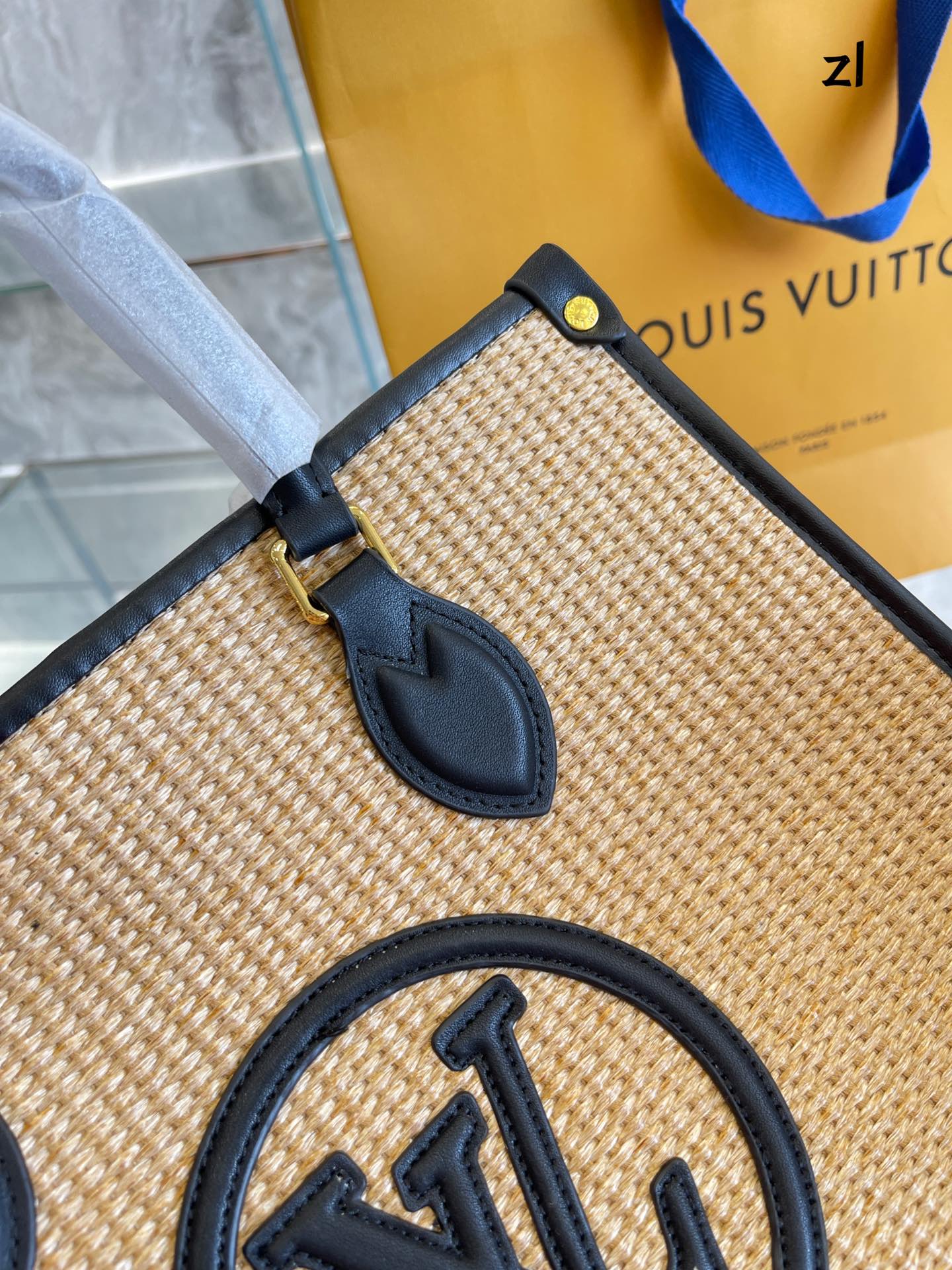 LV-BAG649