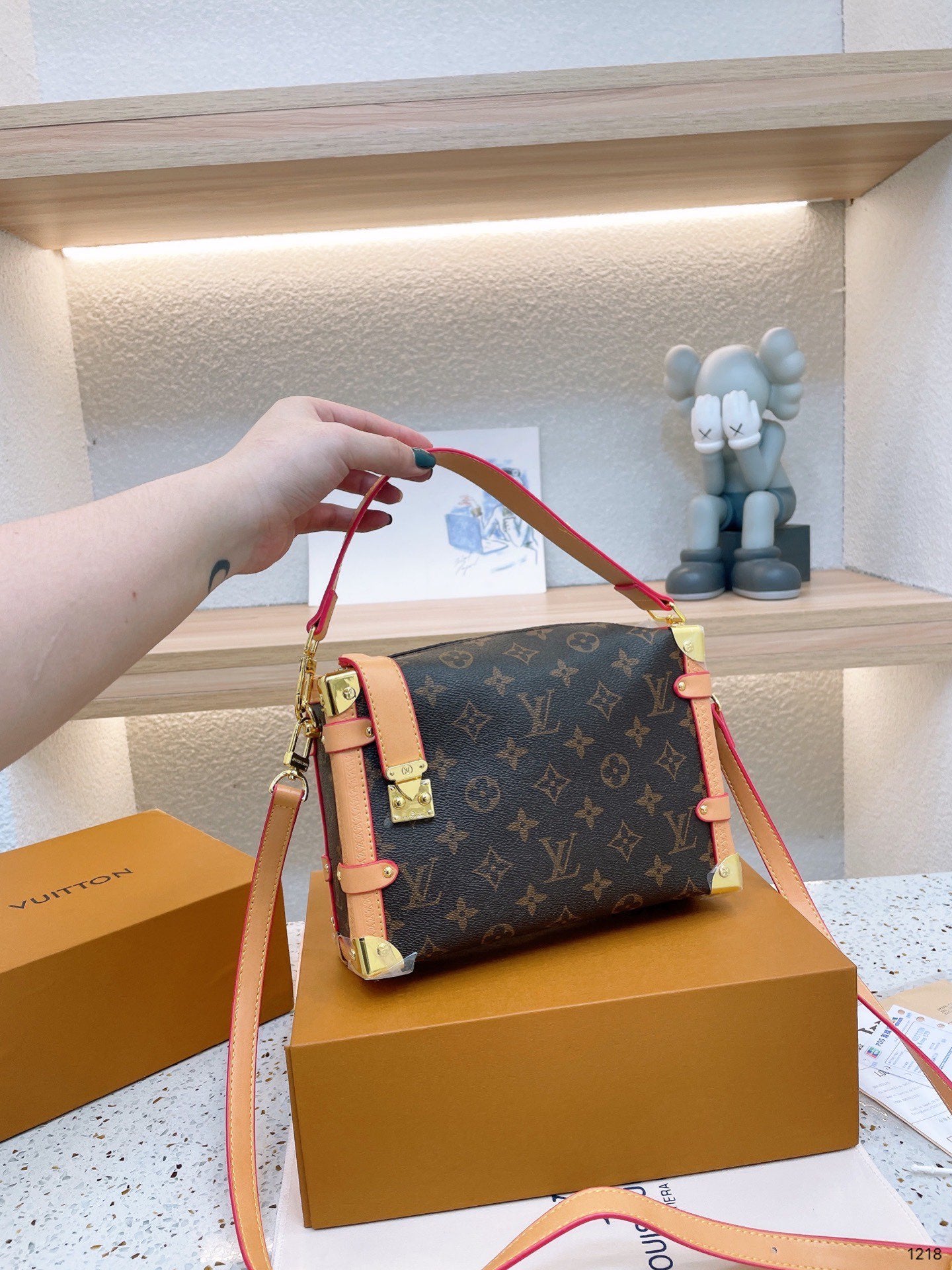 LV-BAG619