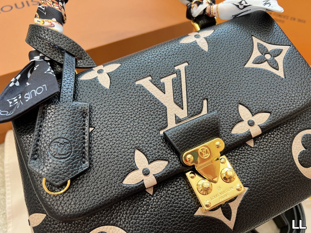 LV-BAG672