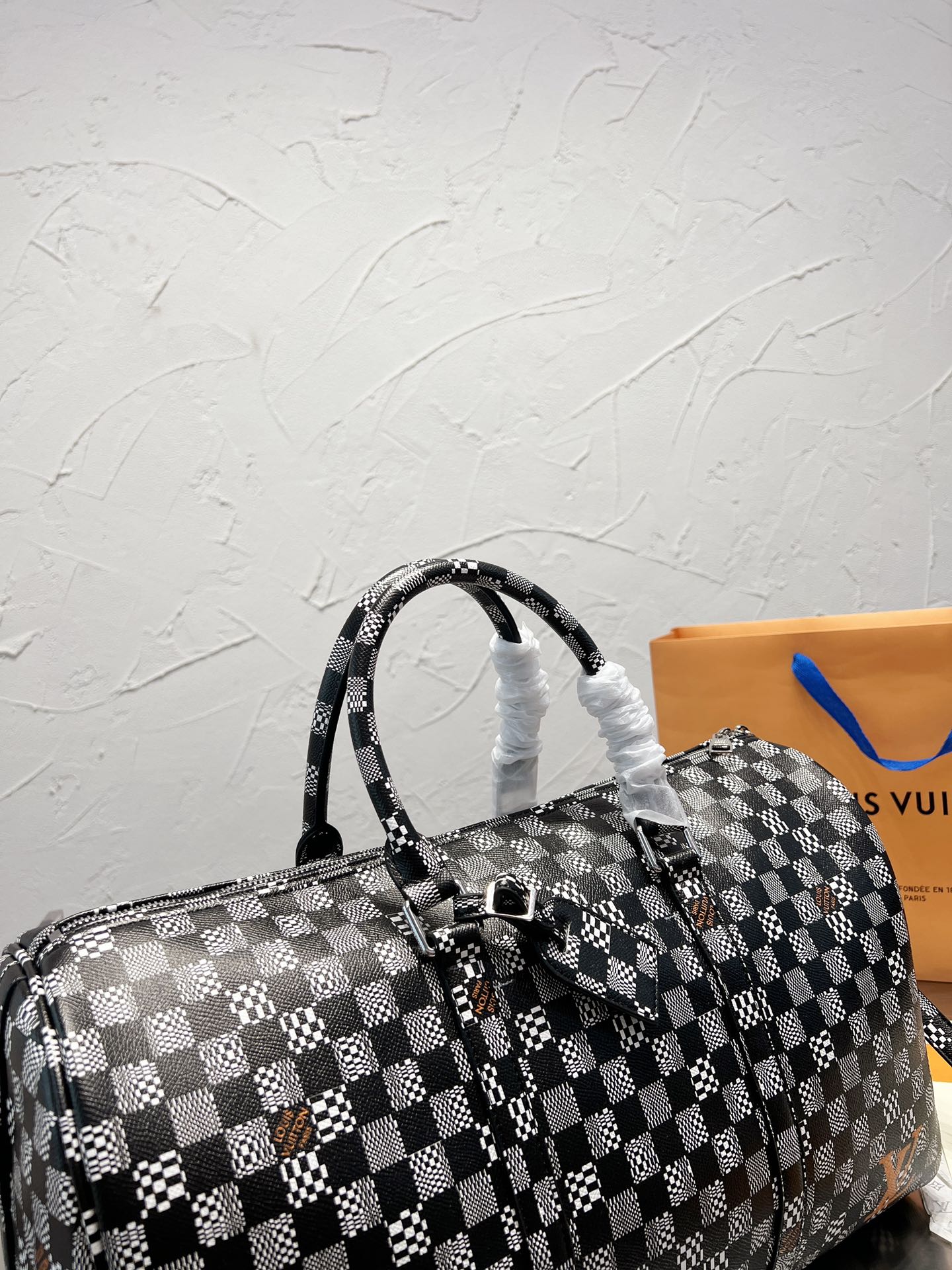 LV-BAG681