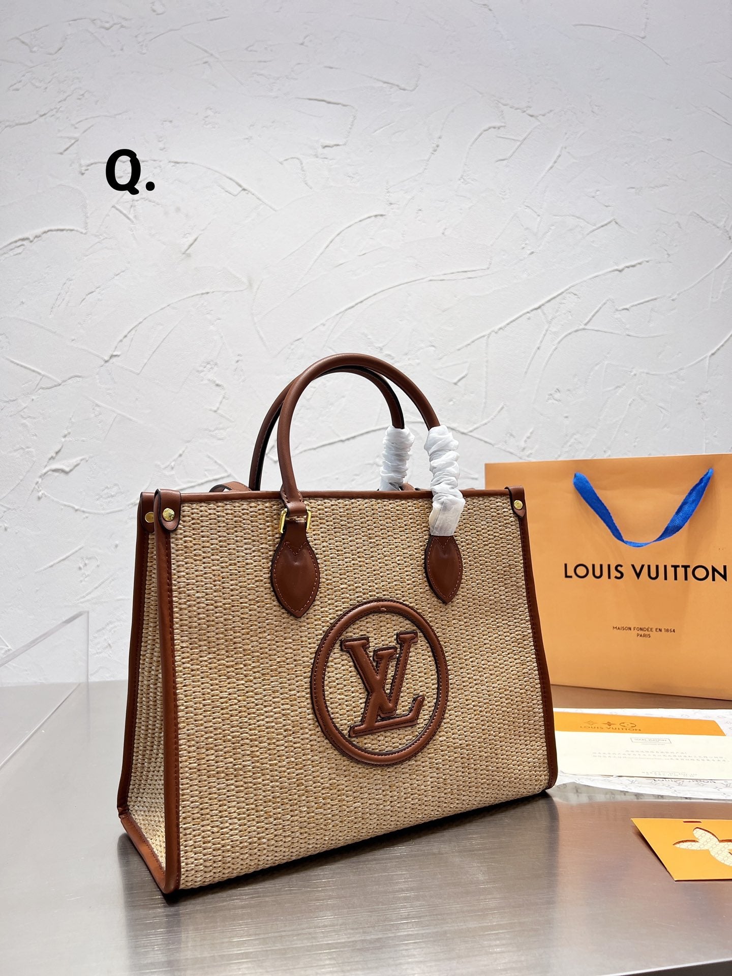 LV-BAG679