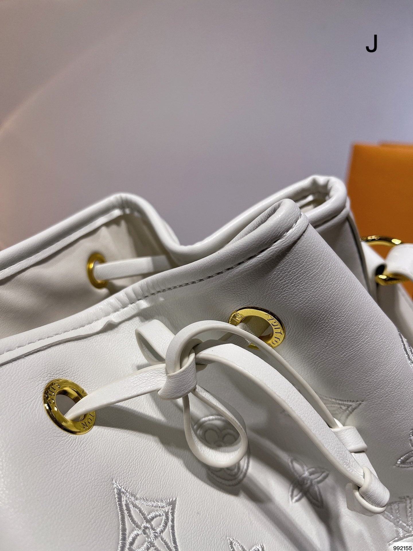 LV-BAG616