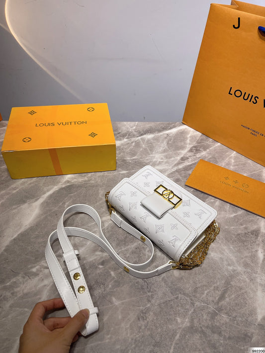 LV-BAG617