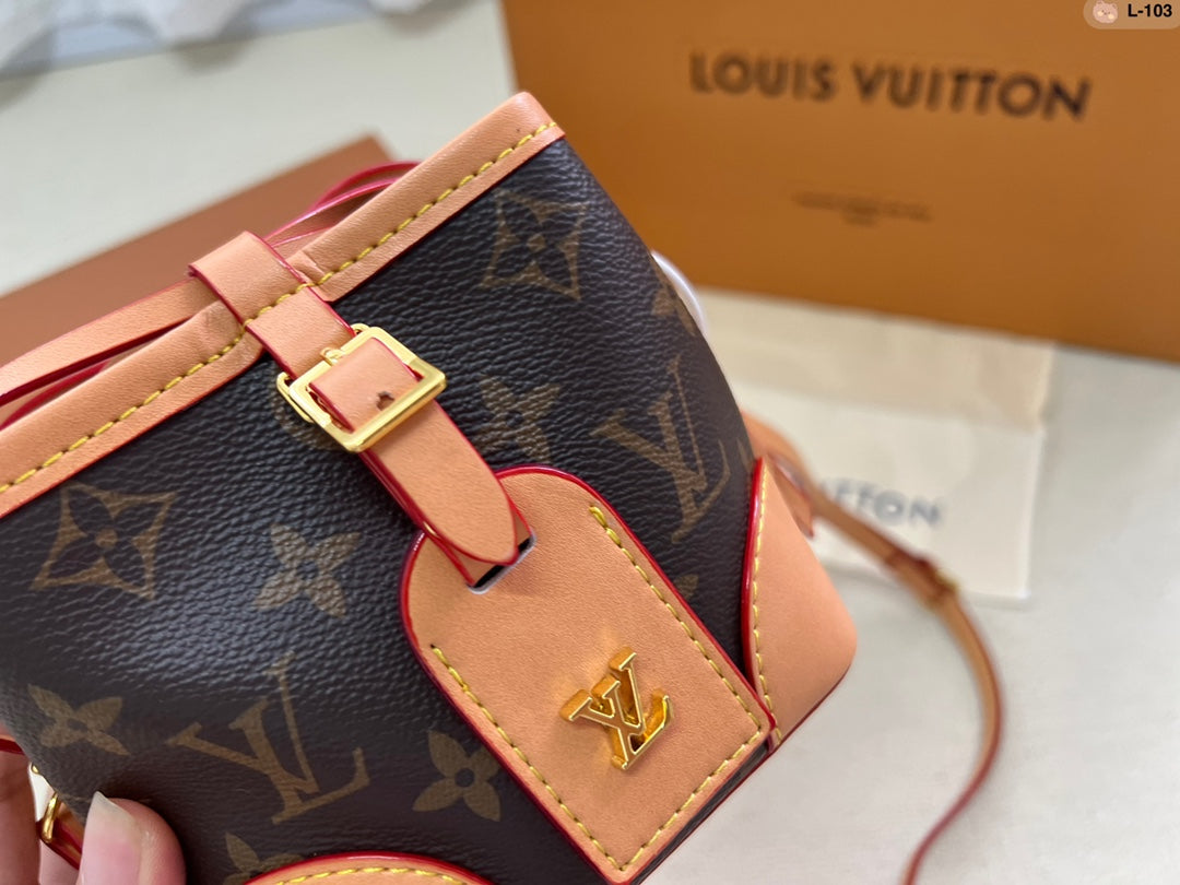 LV-BAG701