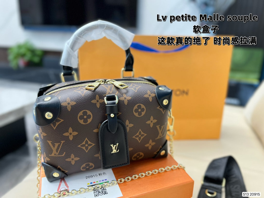 LV-BAG744