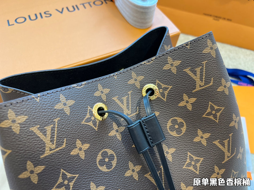 LV-BAG776