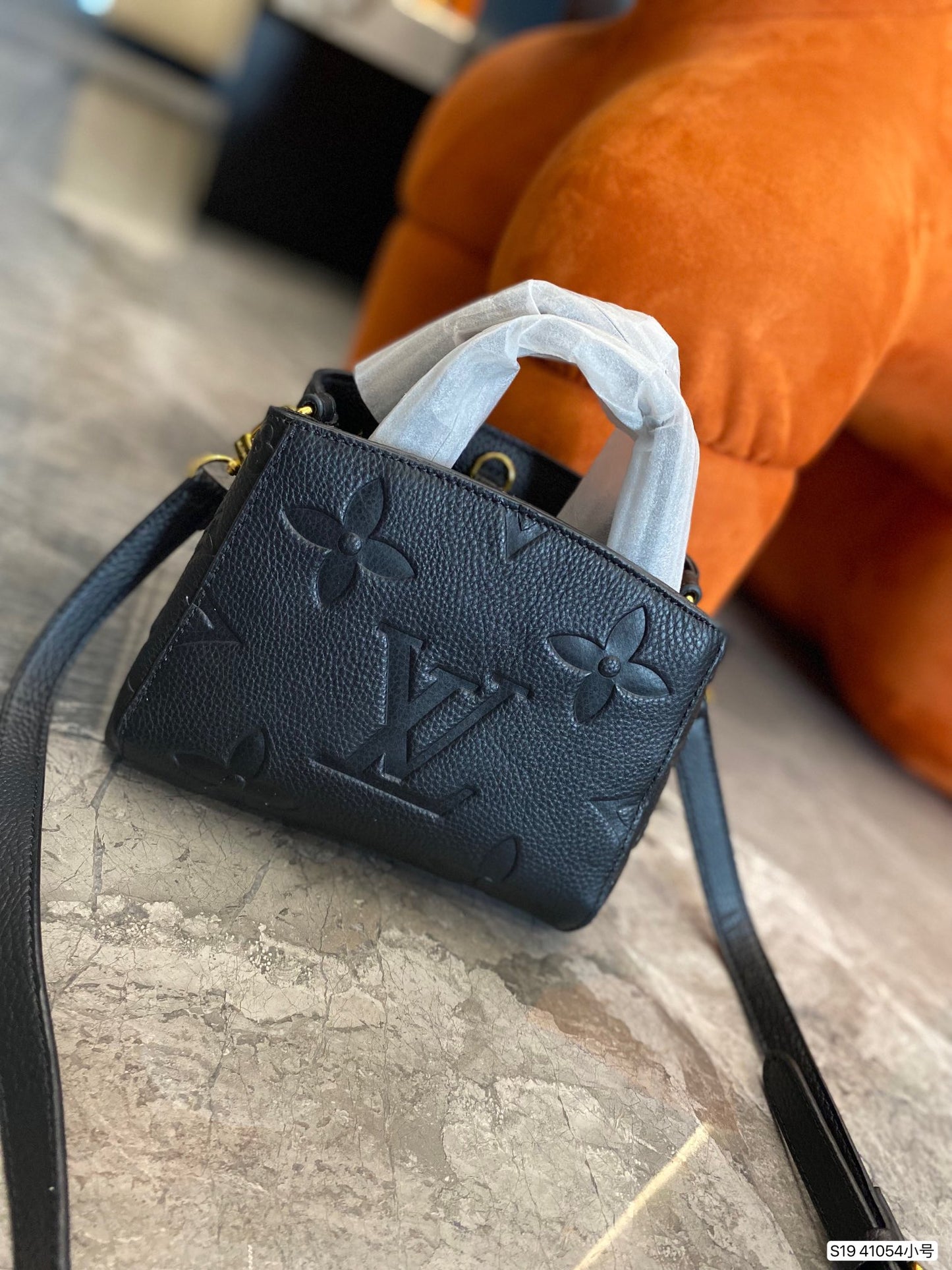 LV-BAG743