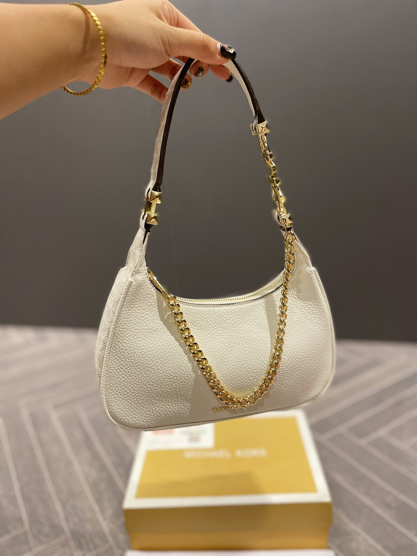 MK-BAG019