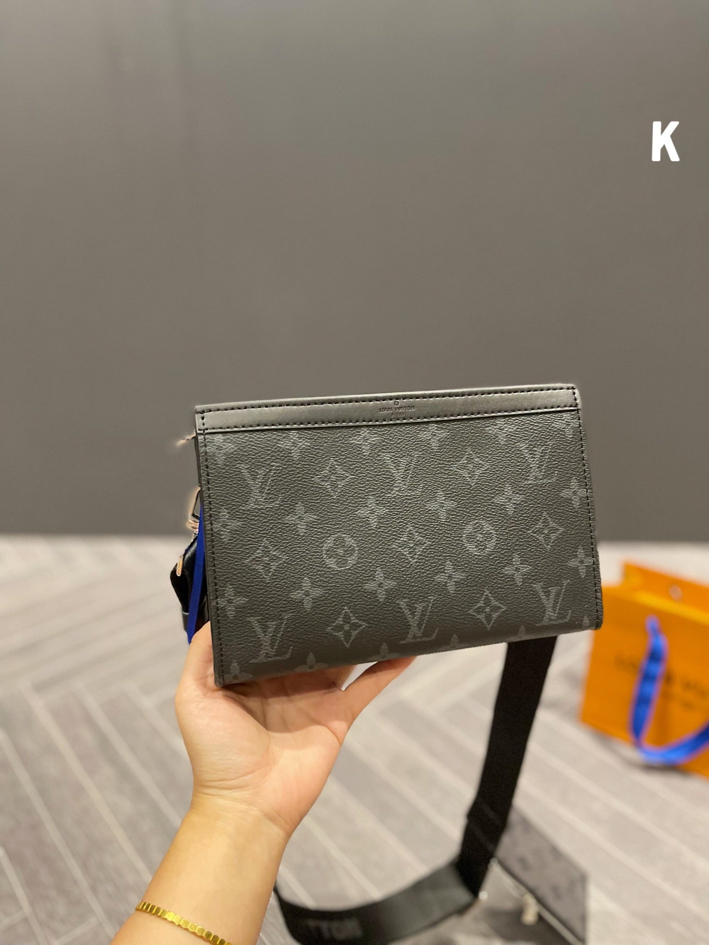 LV-BAG753