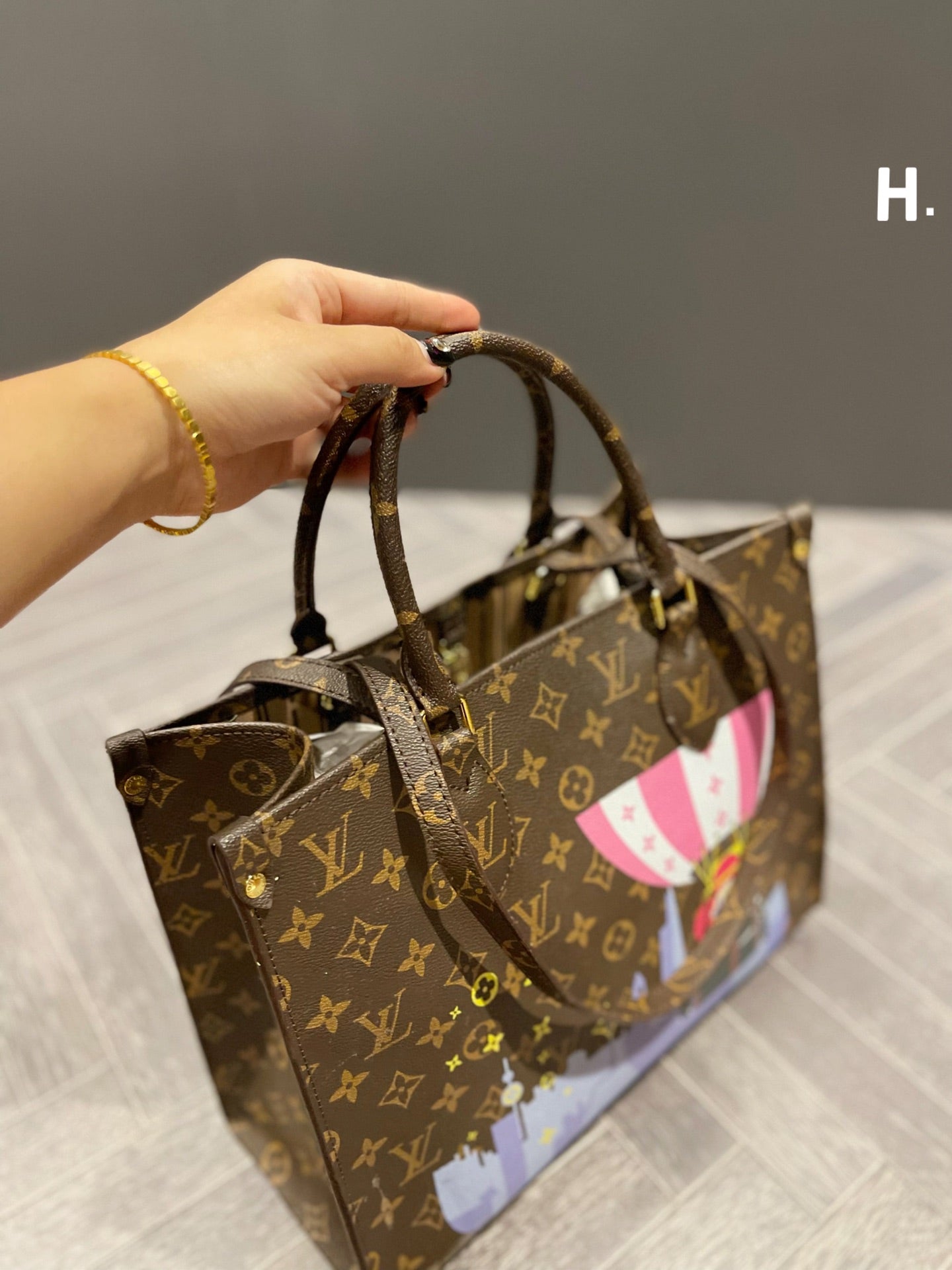 LV-BAG752