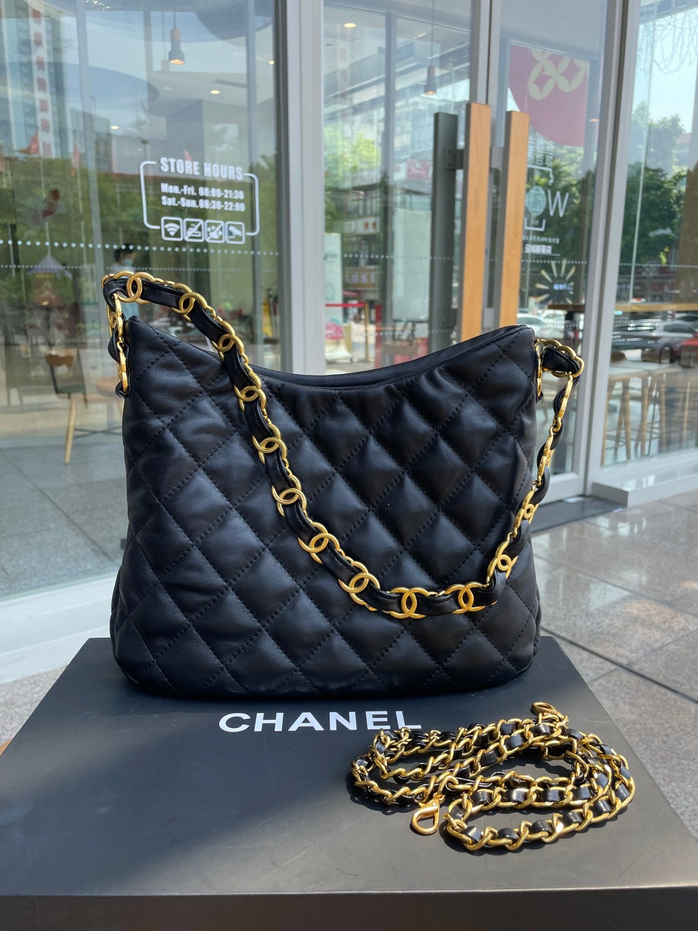 XNE-BAG305