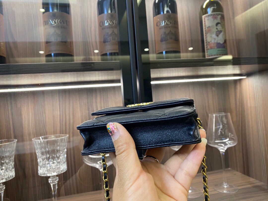 XNE-BAG769