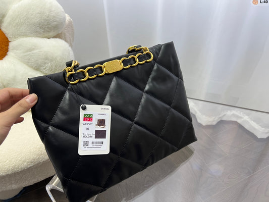 XNE-BAG763