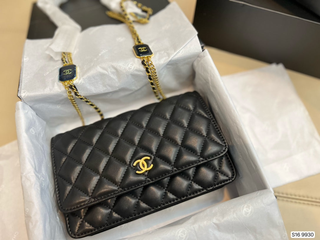 XNE-BAG702
