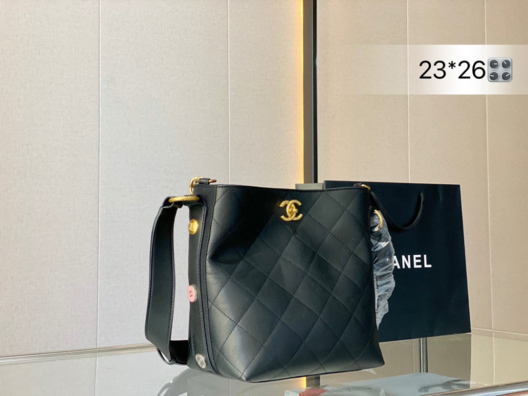 XNE-BAG687