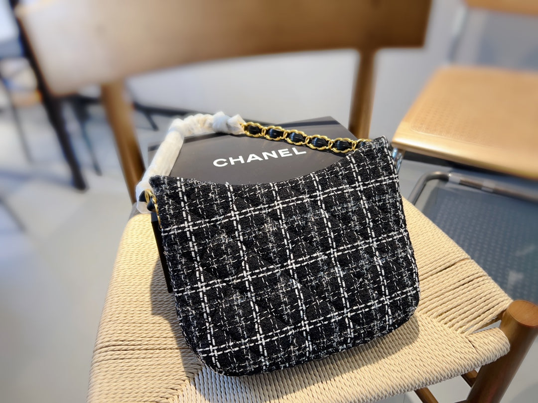 XNE-BAG665