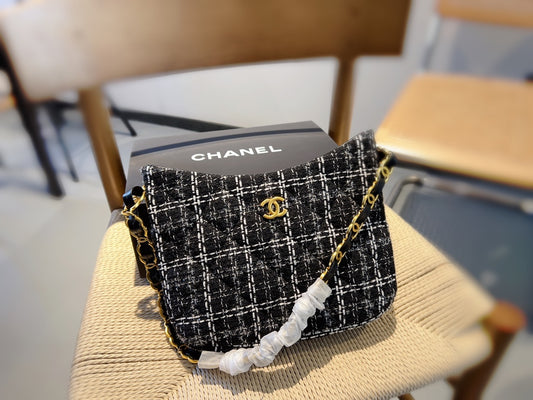 XNE-BAG665