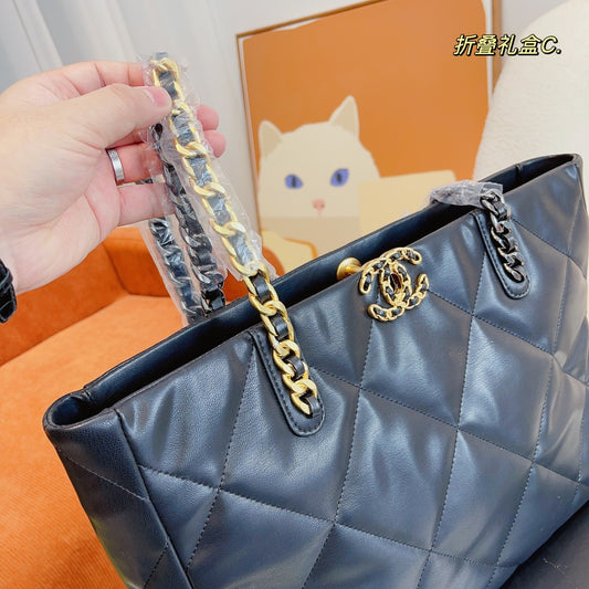 XNE-BAG555