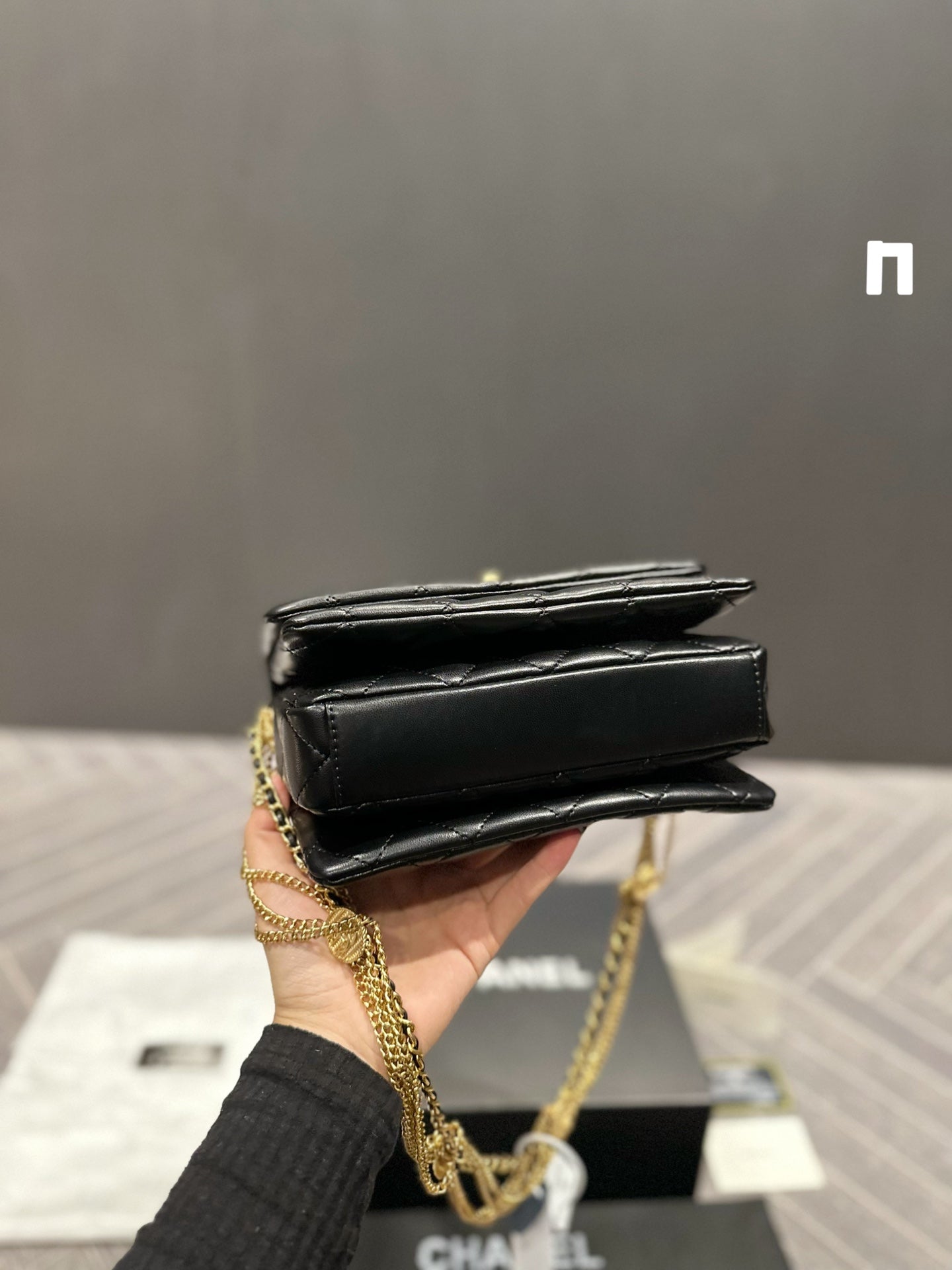 XNE-BAG437