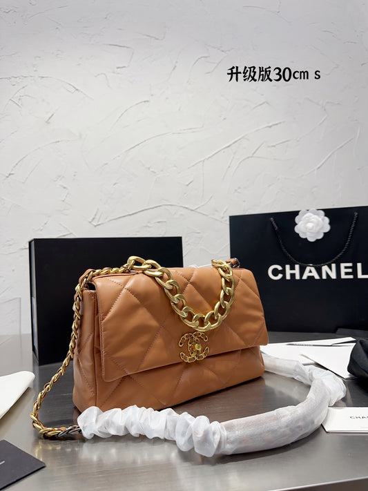 XNE-BAG435
