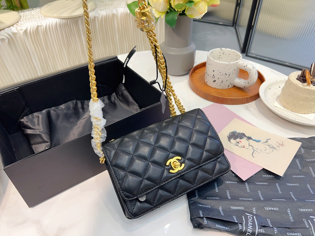 XNE-BAG372