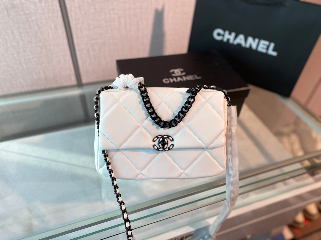 XNE-BAG392