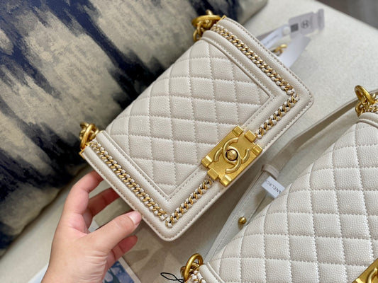 XNE-BAG348