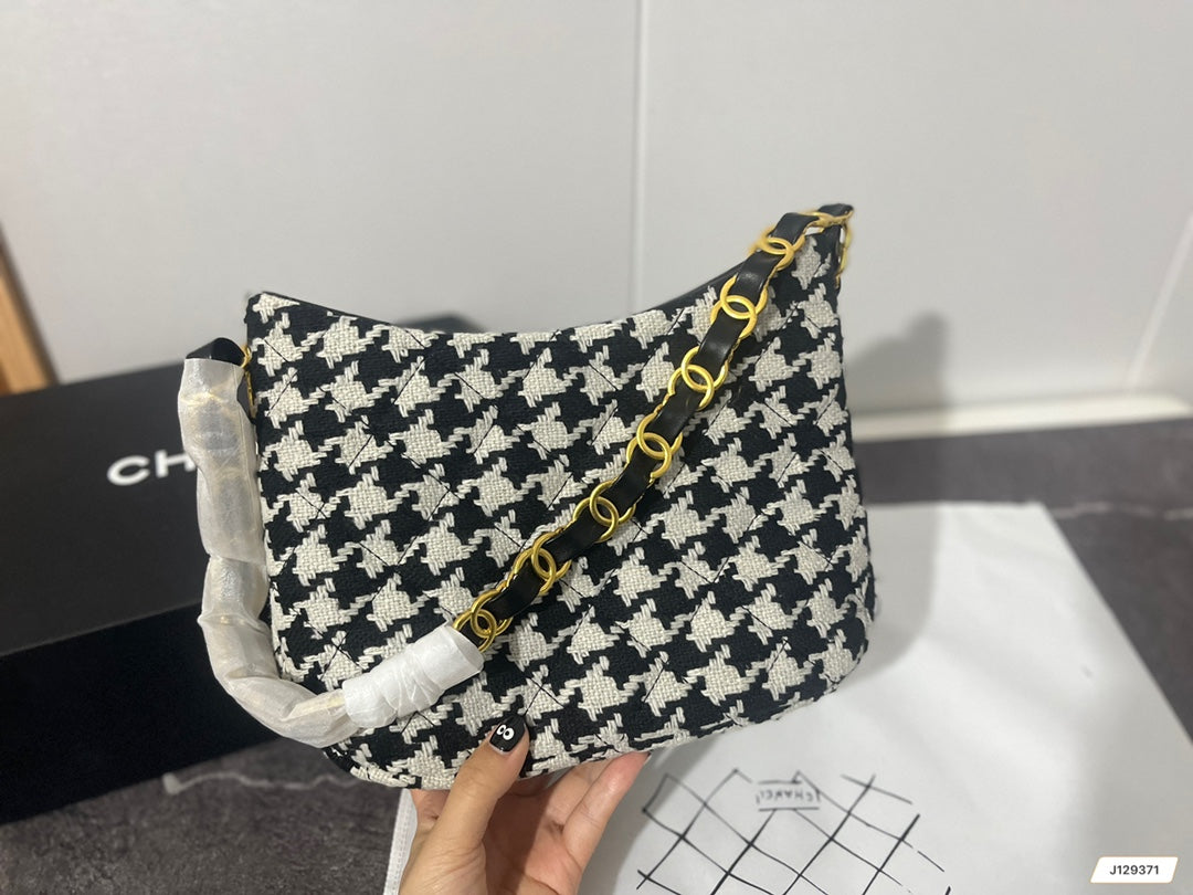 XNE-BAG312