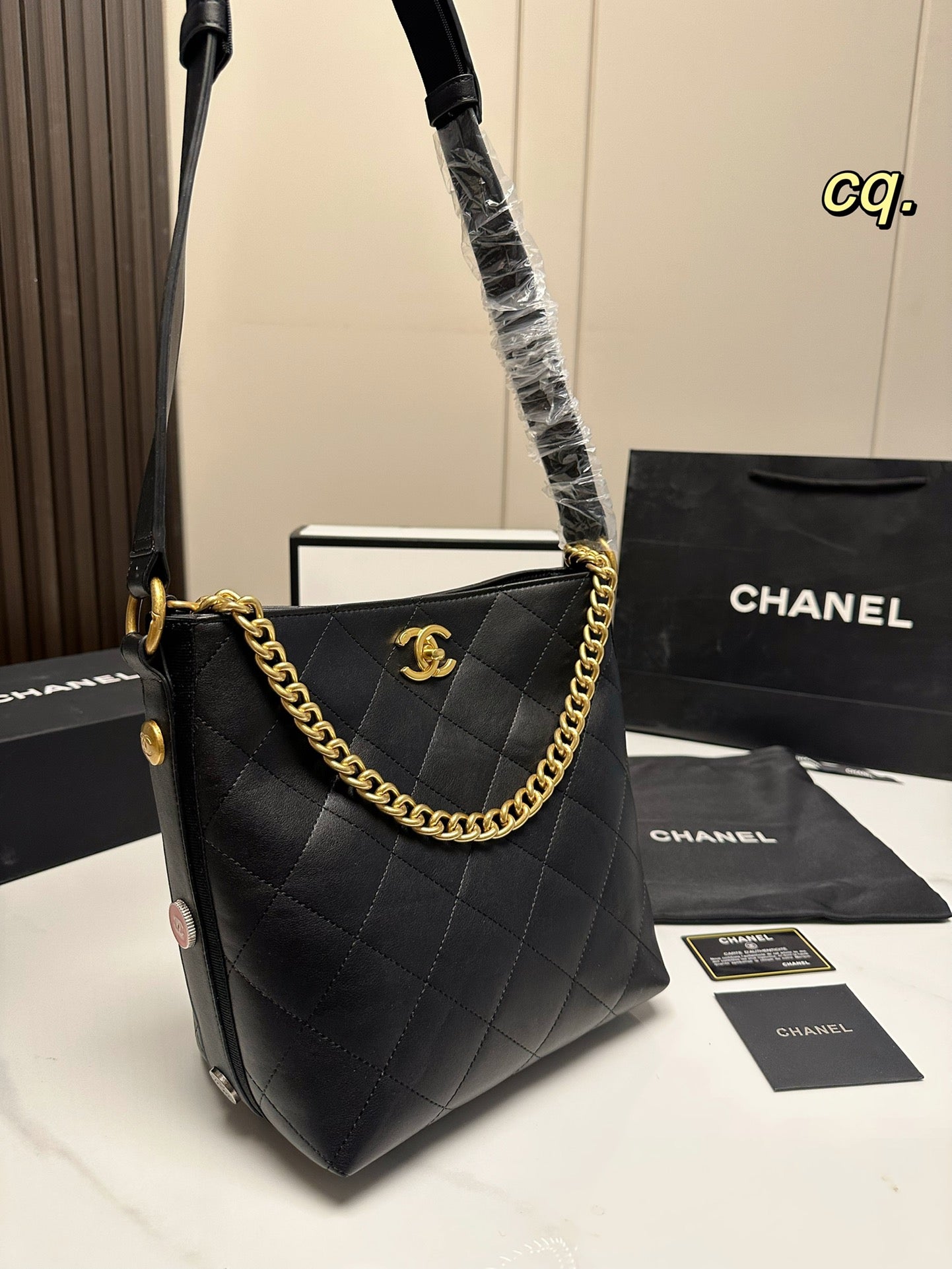 XNE-BAG327