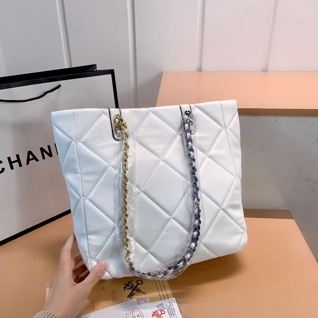 XNE-BAG153