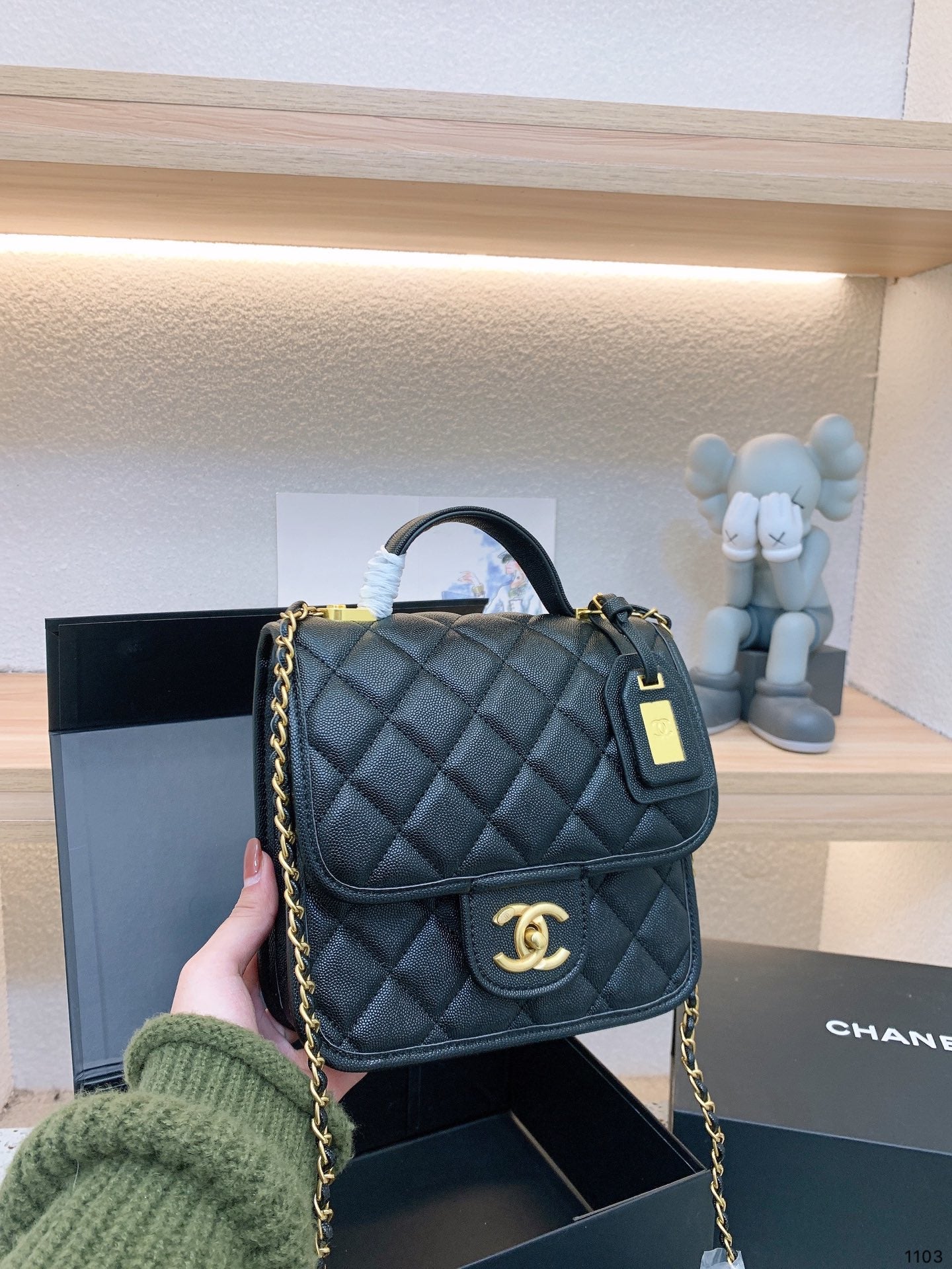 XNE-BAG104