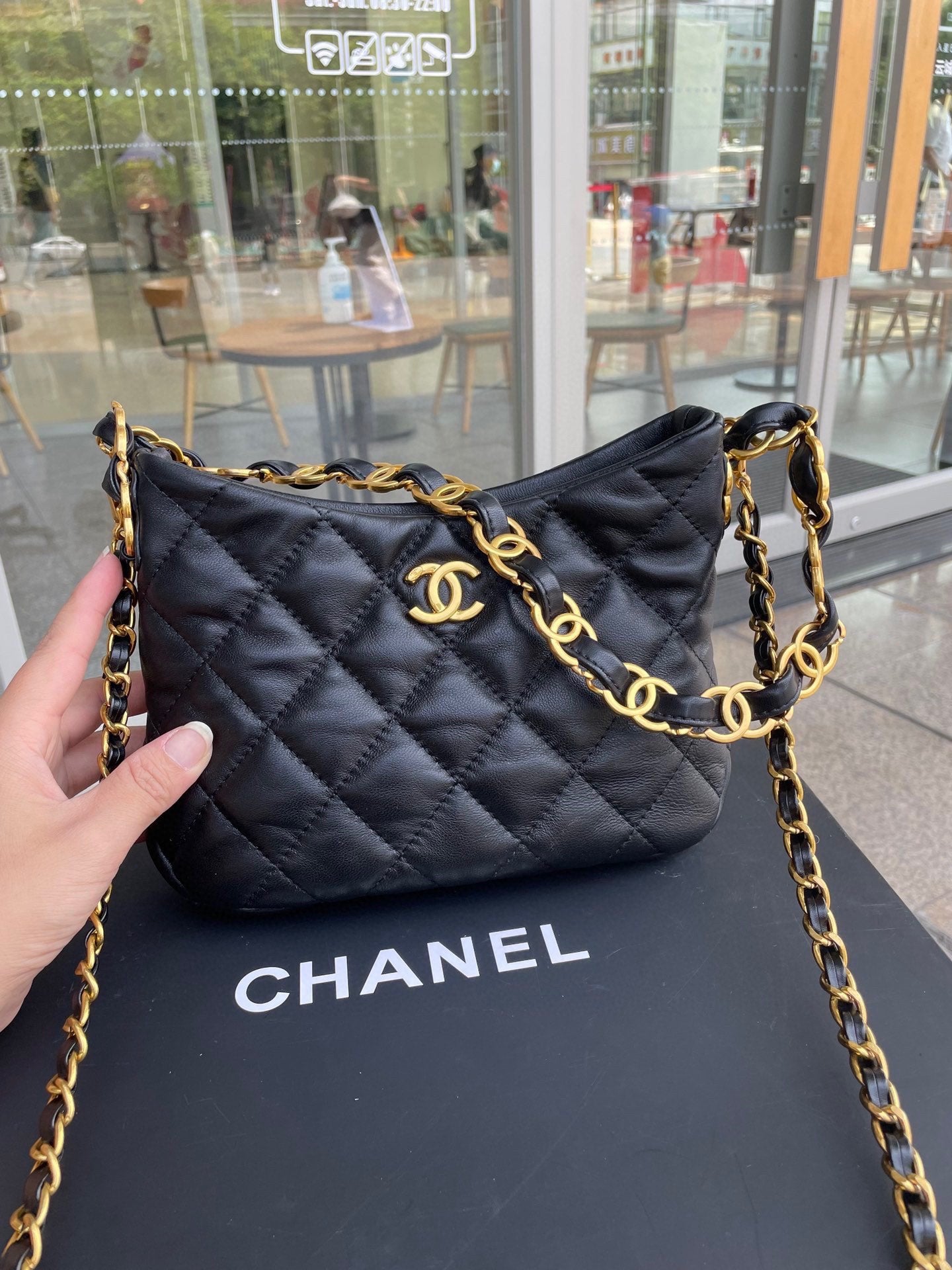 XNE-BAG067