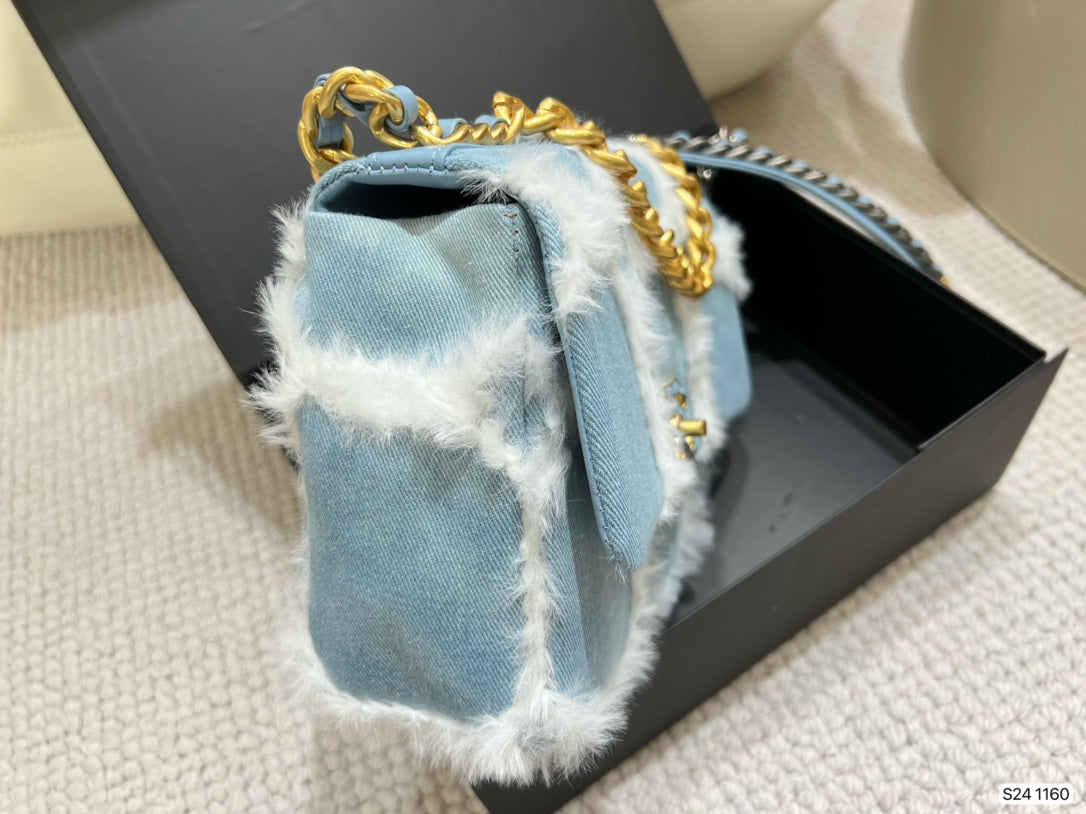XNE-BAG032