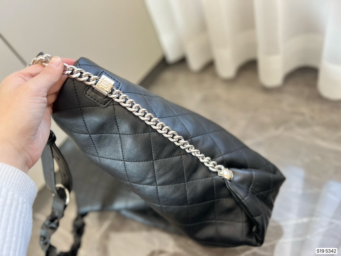 XNE-BAG031