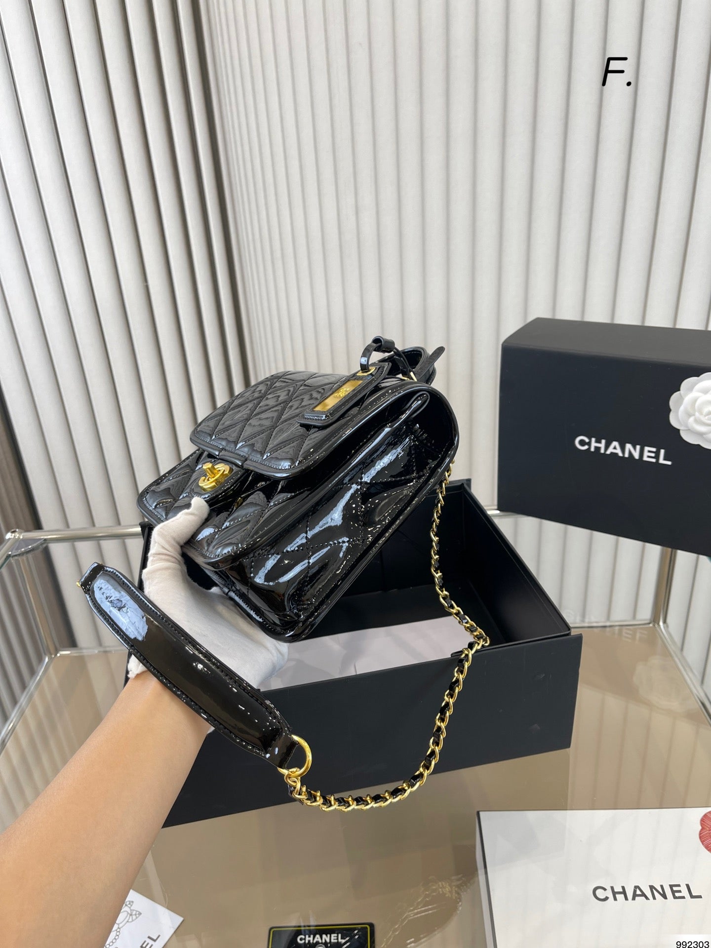 XNE-BAG289