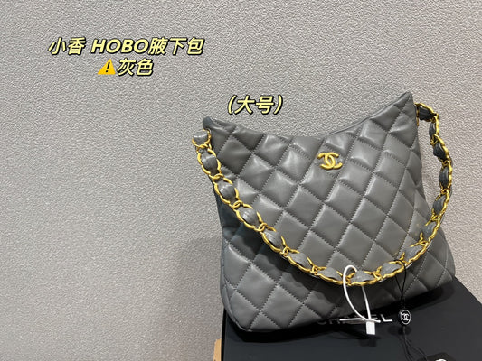 XNE-BAG497