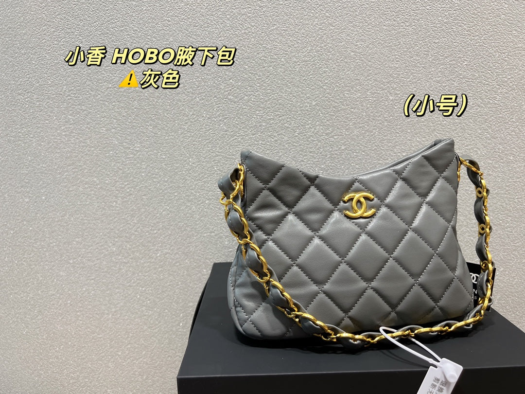 XNE-BAG497