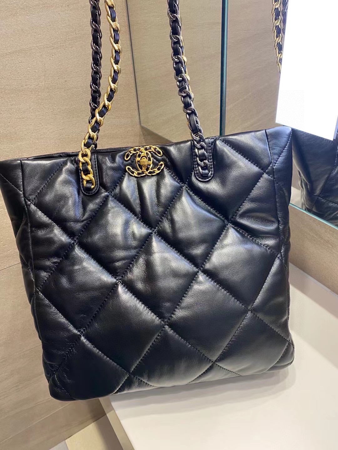XNE-BAG492