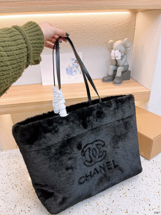 XNE-BAG594