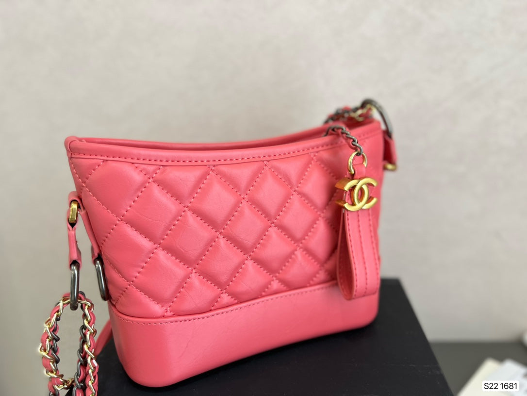 XNE-BAG597