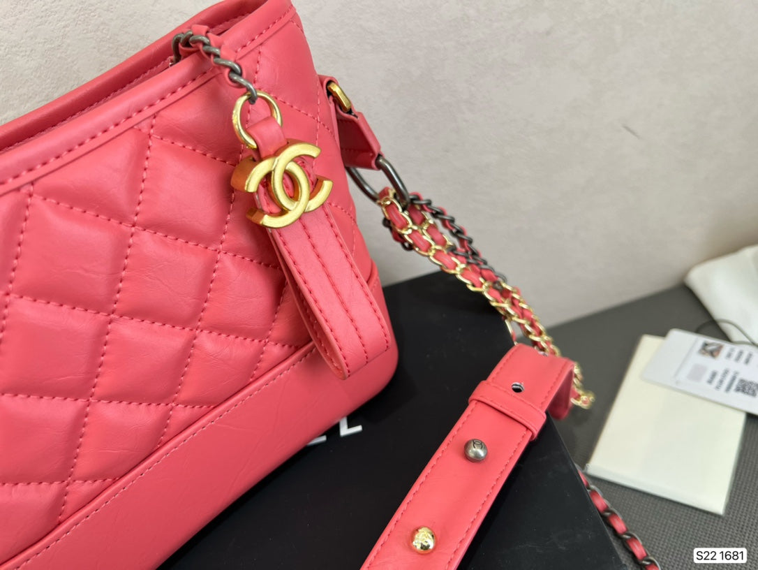 XNE-BAG597