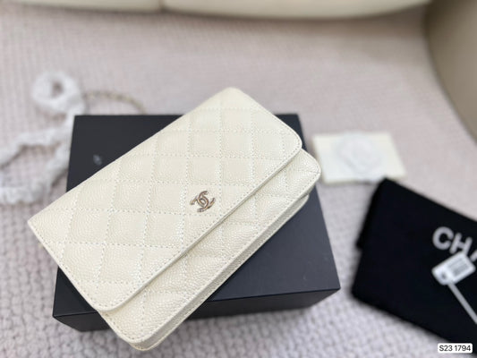 XNE-BAG596