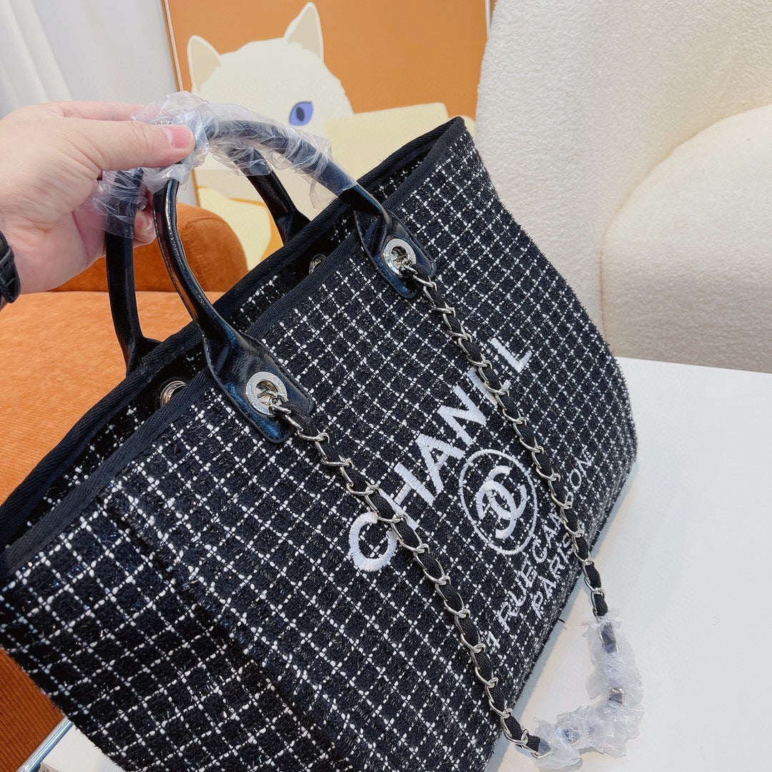XNE-BAG585