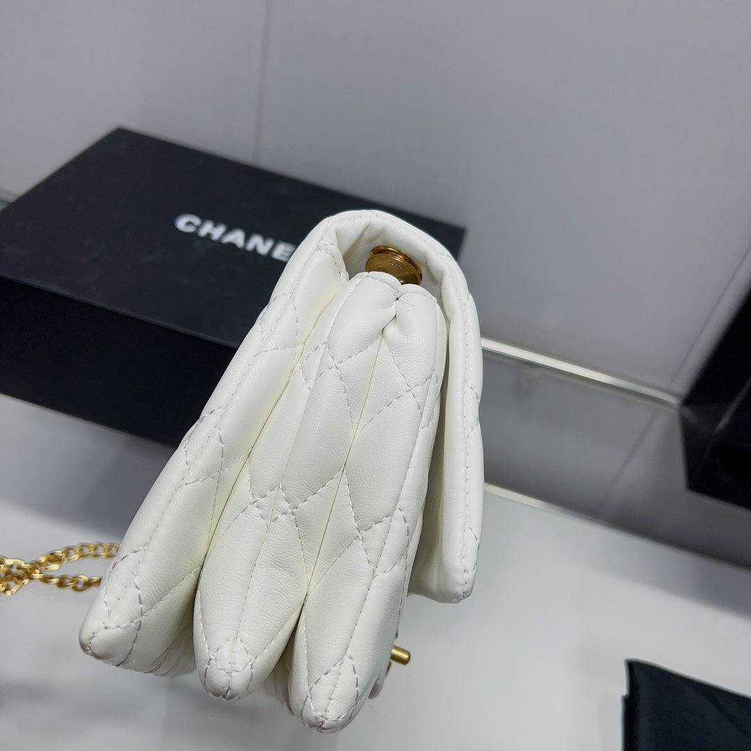 XNE-BAG590