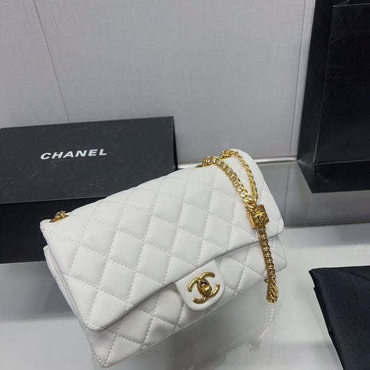 XNE-BAG590